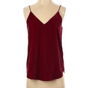 Women’s Red Top 💋